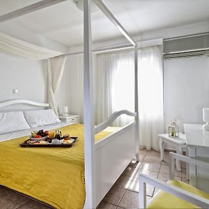 Suite met een Slaapkamer en een King Size Bed